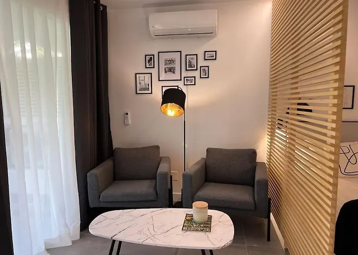 Puerto Banus Eddie *